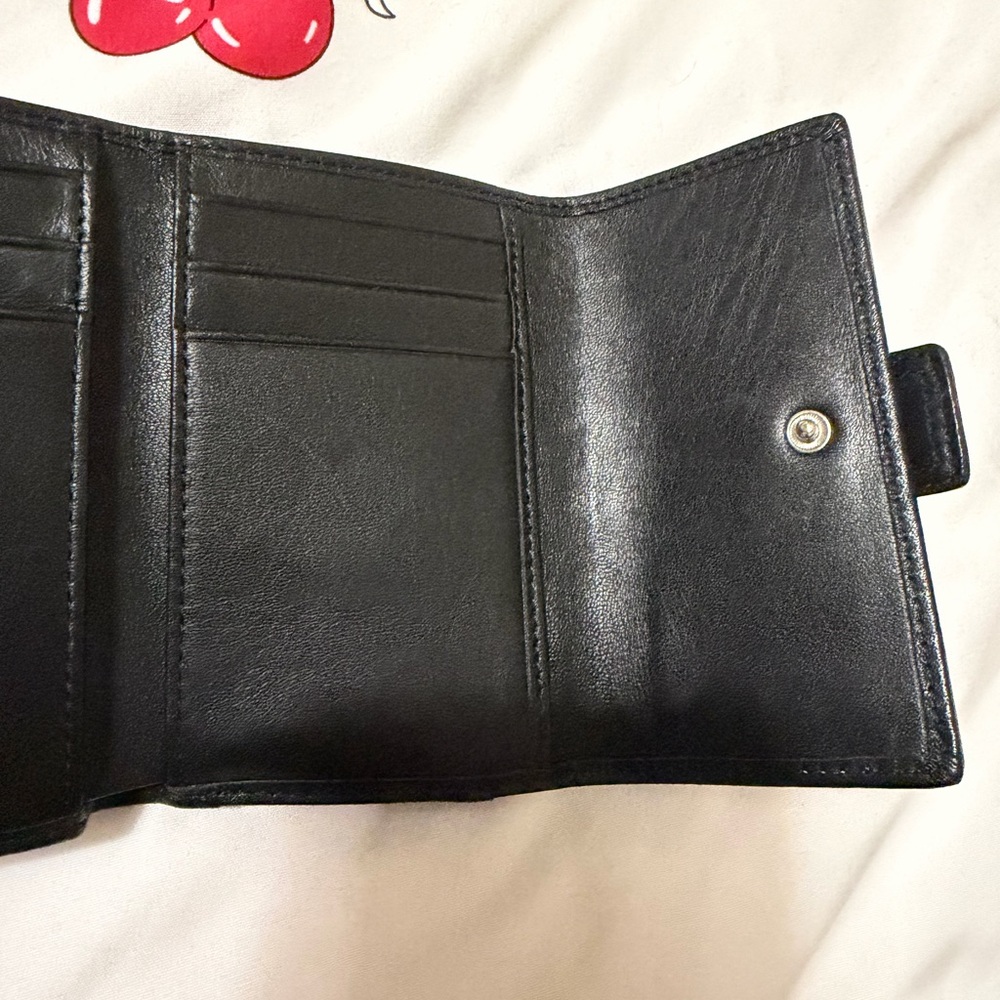 🖤Rare Vintage Coach Black Gray Signature Canvas Soho Wallet with Buckle Accent - Picture 11 of 14